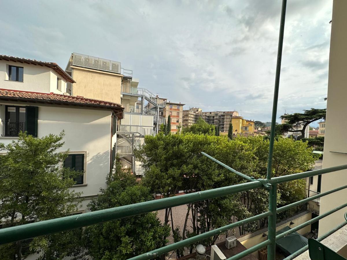 Bonnie Boutique Apartment Florenz Exterior foto